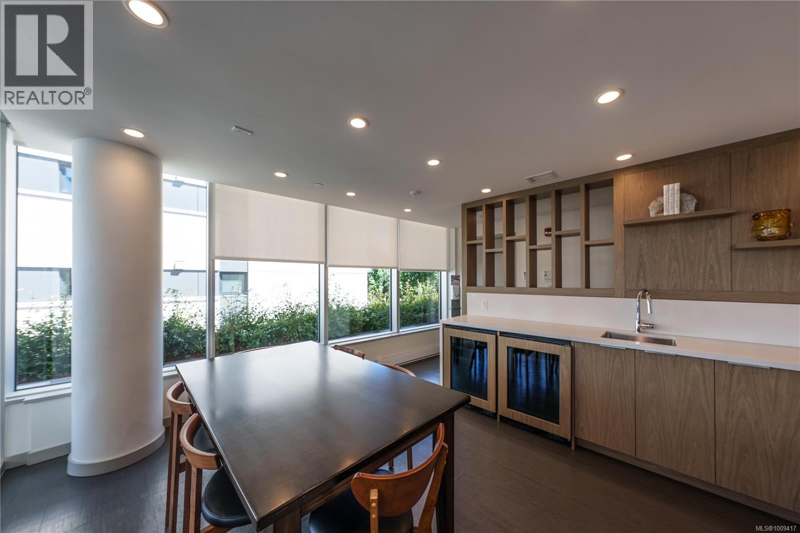101 550 Michigan Street, Victoria