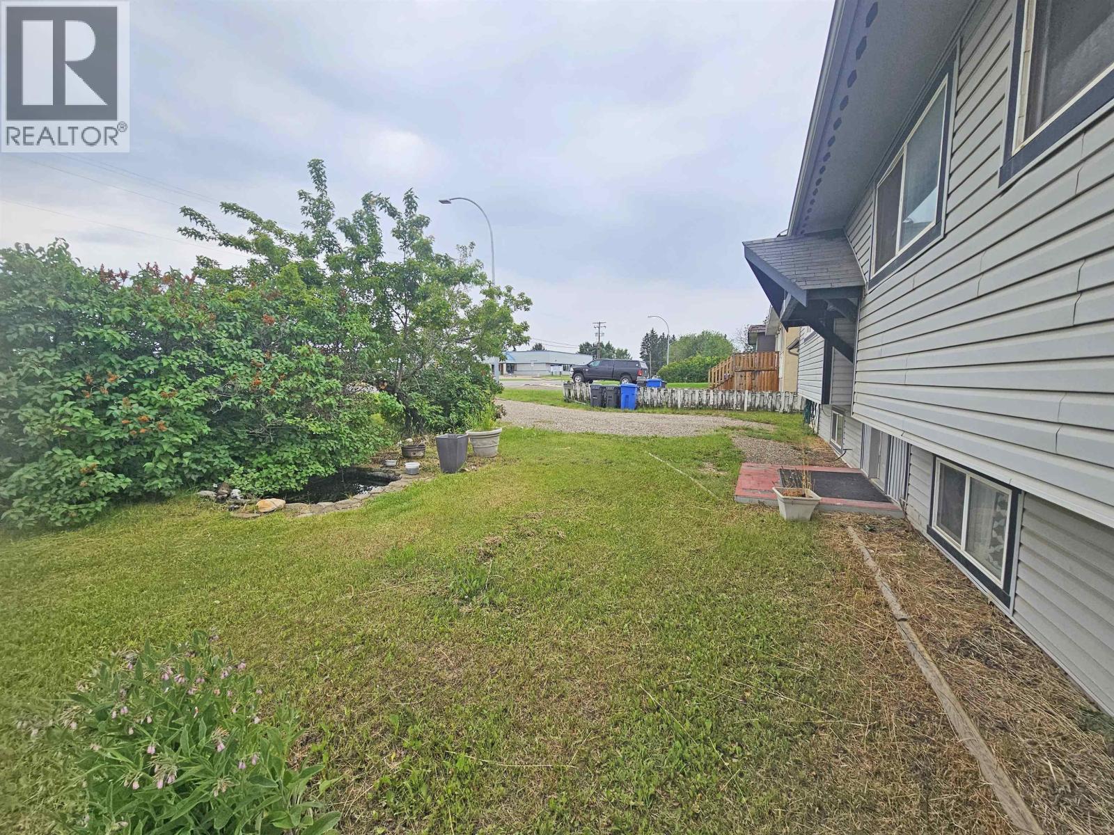 Photo 27 of 10016 110 Avenue, Fort St John BC