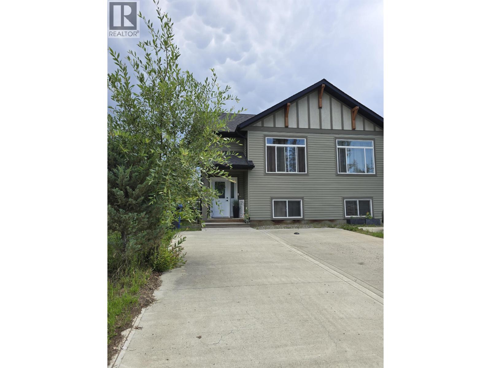 Photo 27 of 8817 90 Street, Fort St John BC