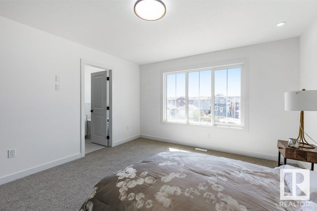 Photo 17 of 10625 99 St, Morinville AB
