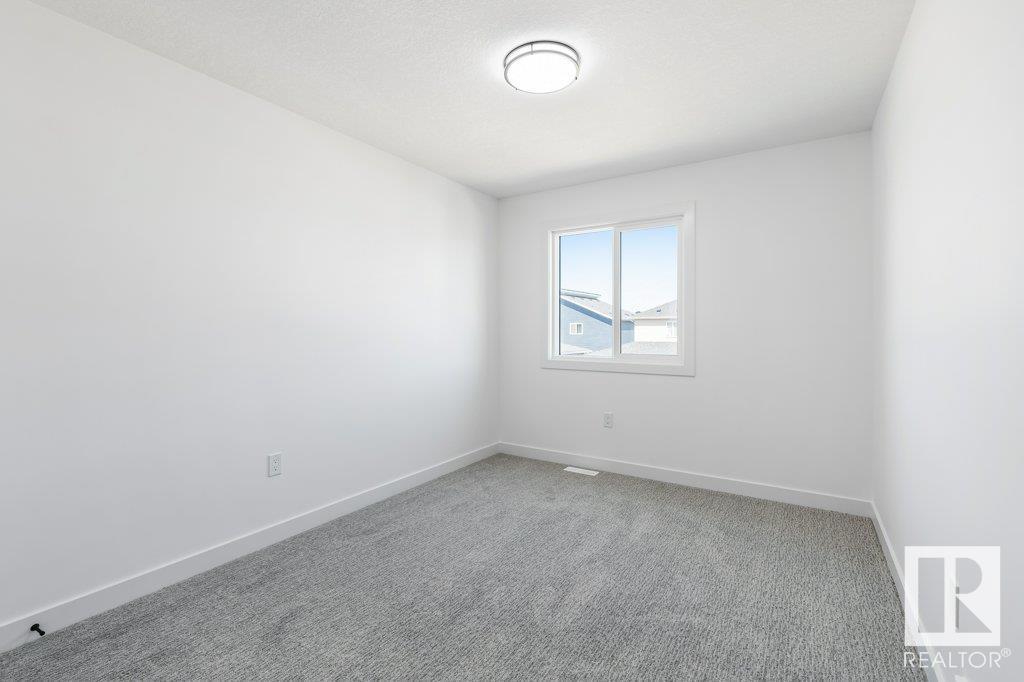 Photo 43 of 10625 99 St, Morinville AB