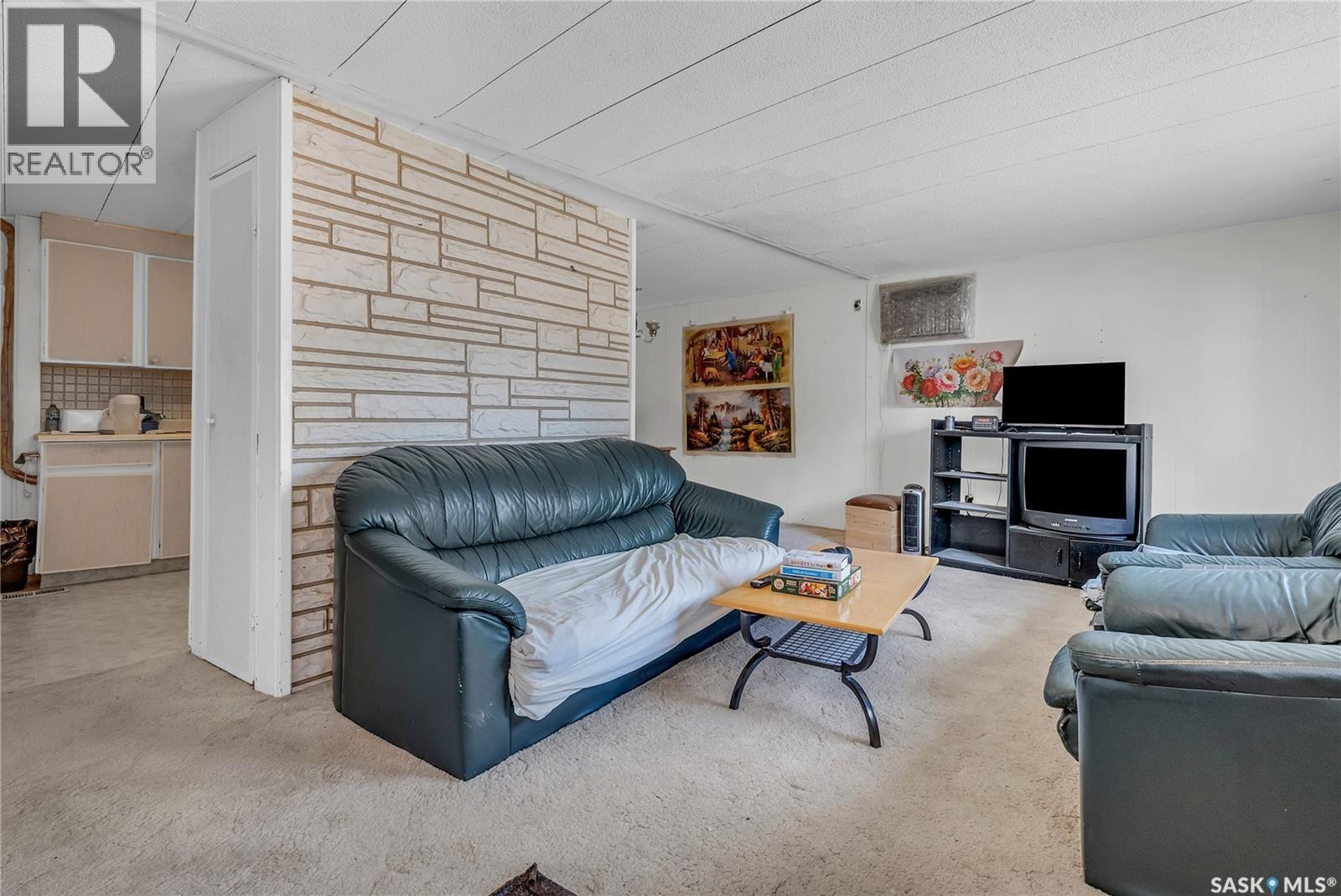 Photo 25 of 702 3rd Street, Kenaston SK