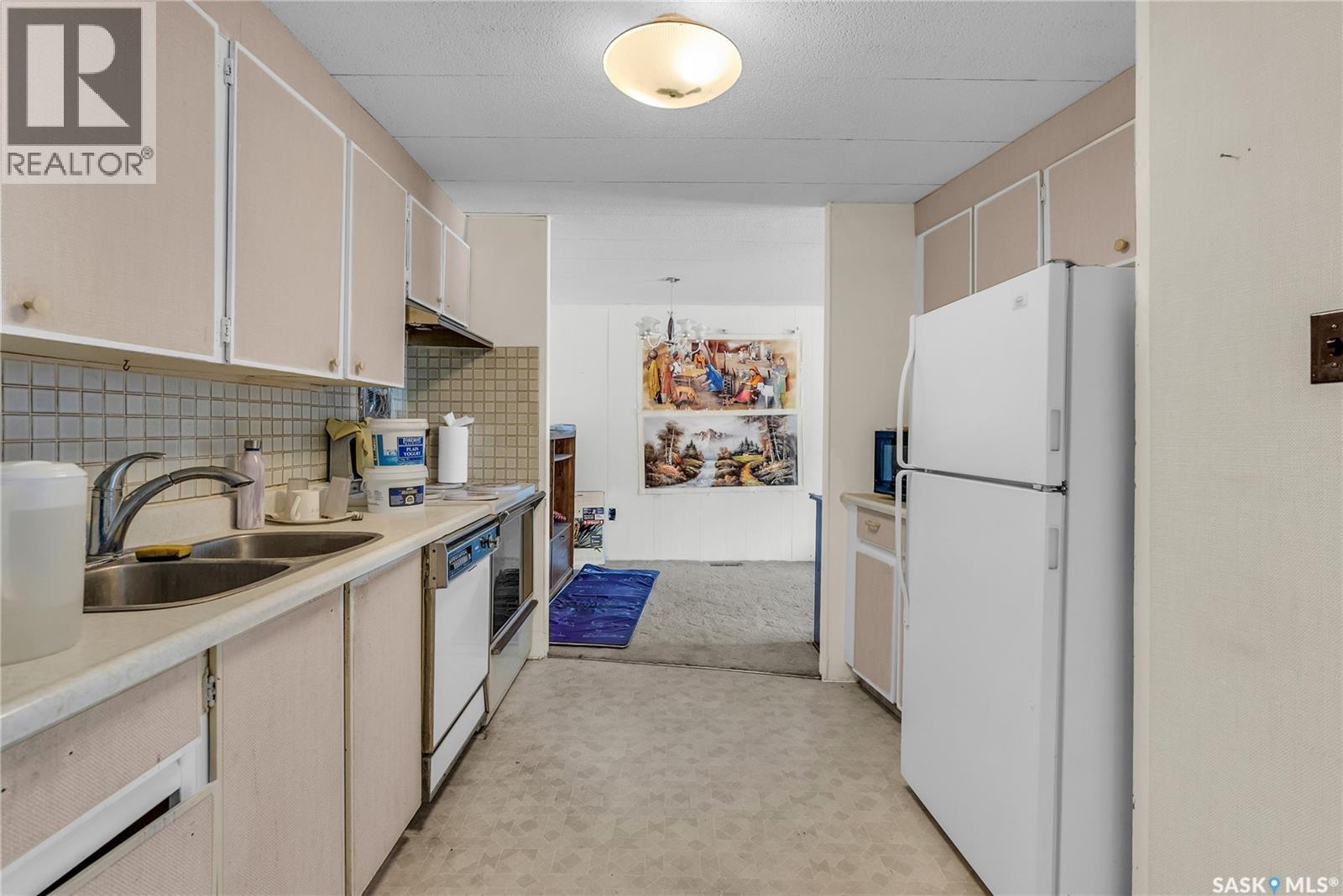 Photo 13 of 702 3rd Street, Kenaston SK