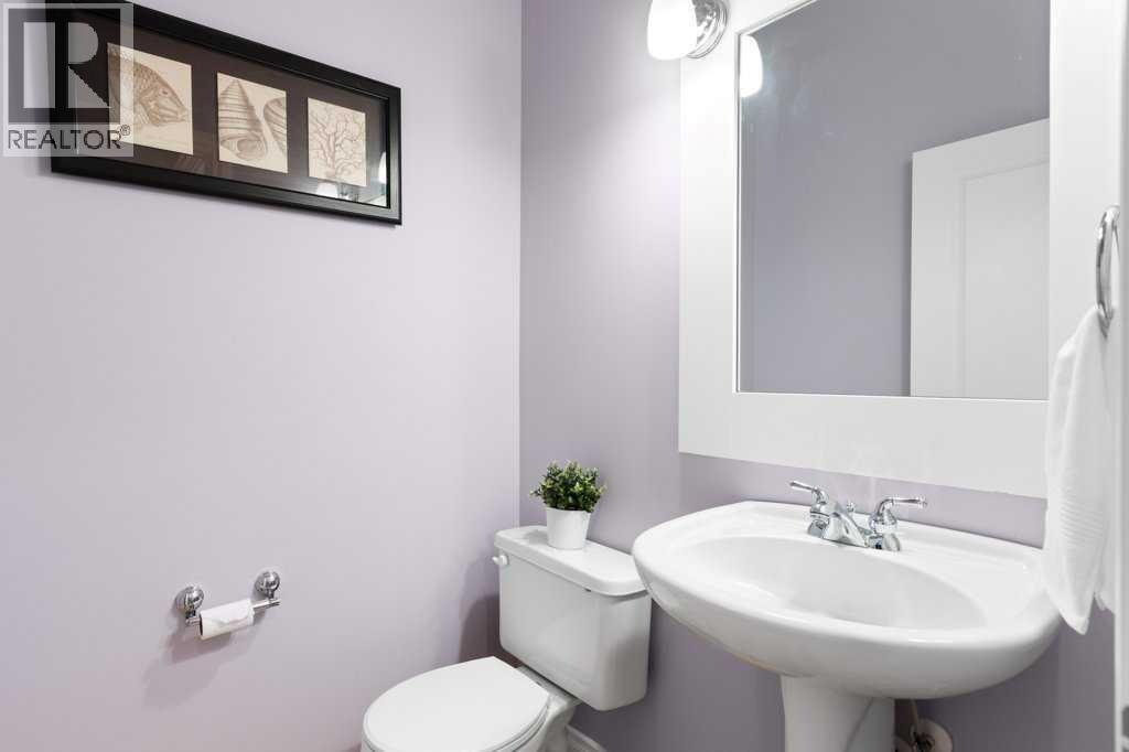 Single Family House for Sale in  Discovery Ridge Bay SW Discovery Ridge Calgary 