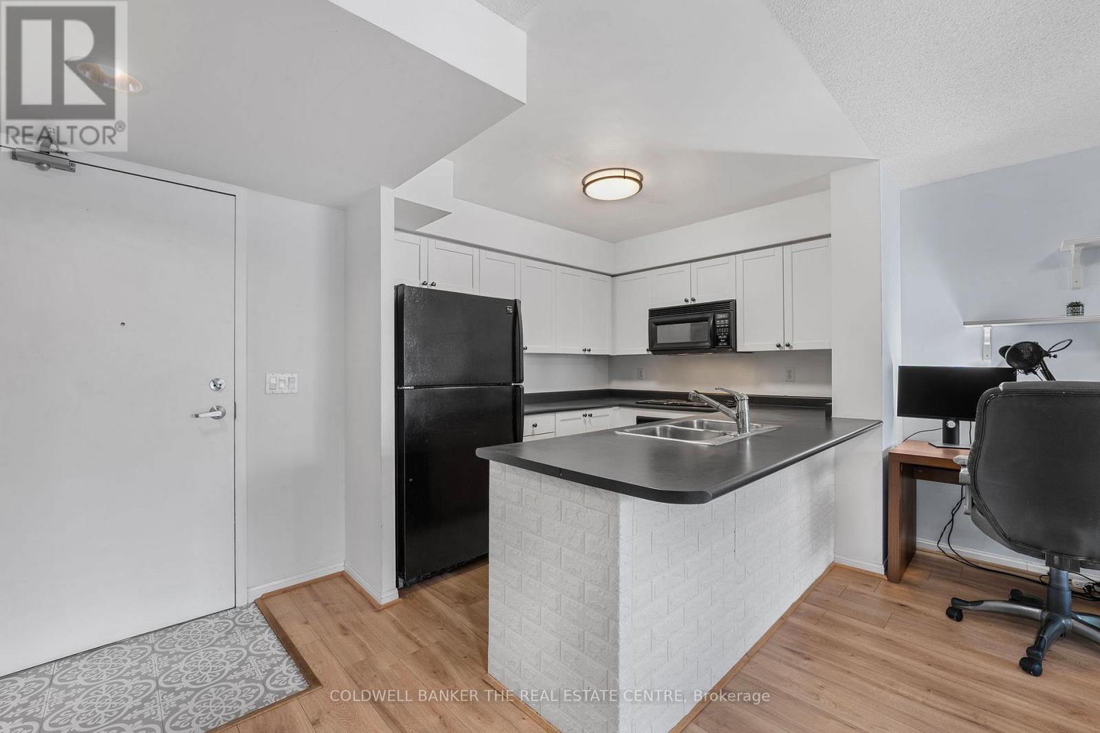 Photo 11 of 704 311 Richmond Street E, Toronto ON