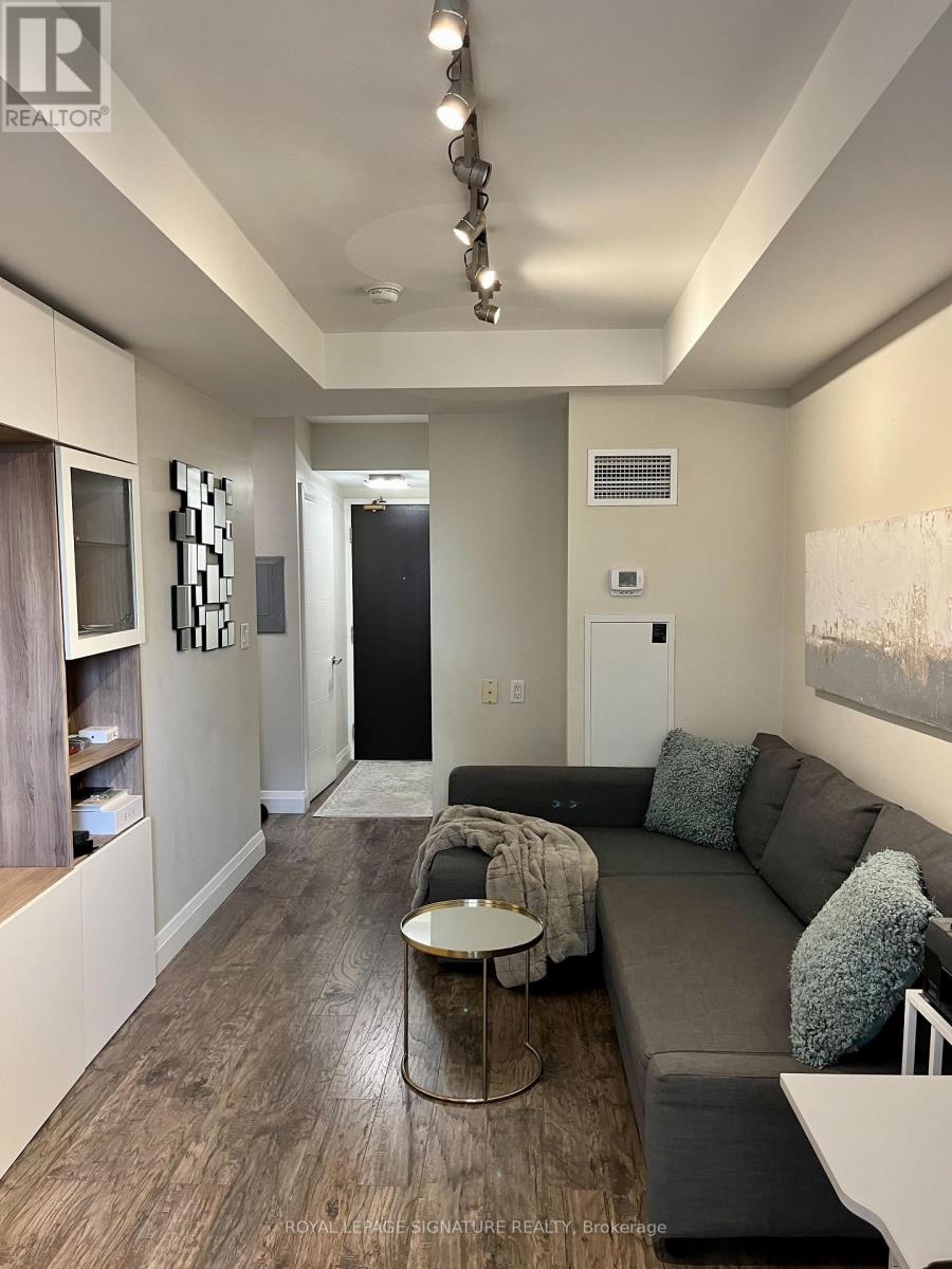Photo 3 of 1906 55 Bloor Street E, Toronto ON