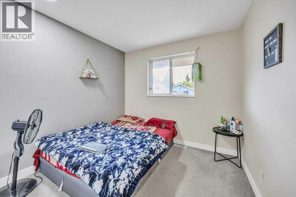 Photo 10 of 32 Martindale Boulevard Ne, Calgary AB