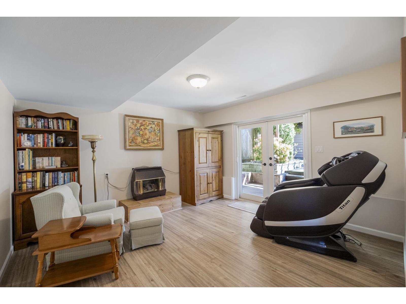 Photo 4 of 7784 Wansford Drive, Delta BC
