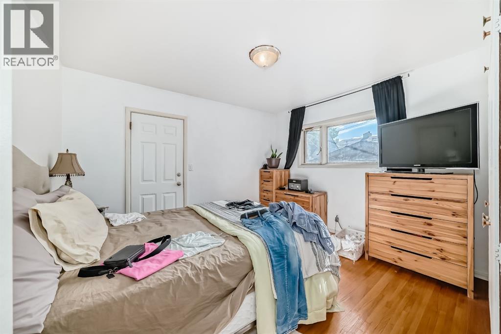 Photo 37 of 2303 16 A Street Sw, Calgary AB