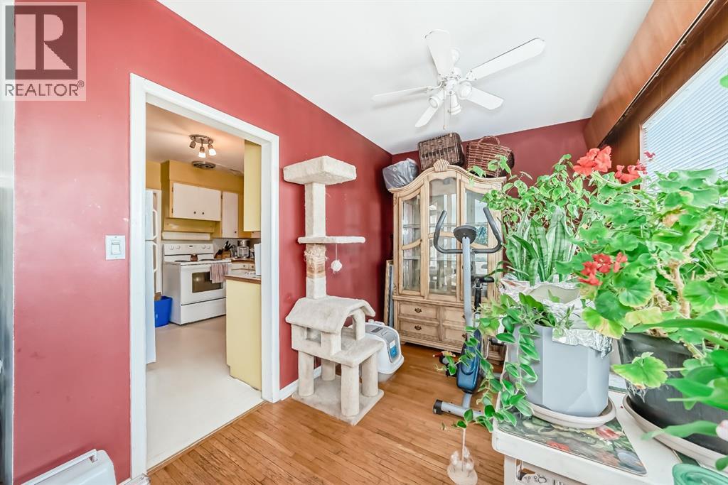 Photo 12 of 2303 16 A Street Sw, Calgary AB