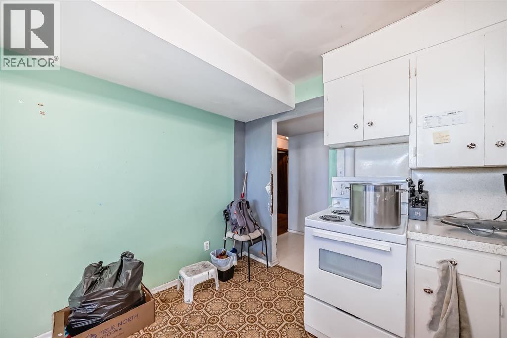 Photo 31 of 2303 16 A Street Sw, Calgary AB