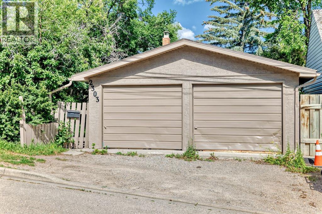 Photo 40 of 2303 16 A Street Sw, Calgary AB