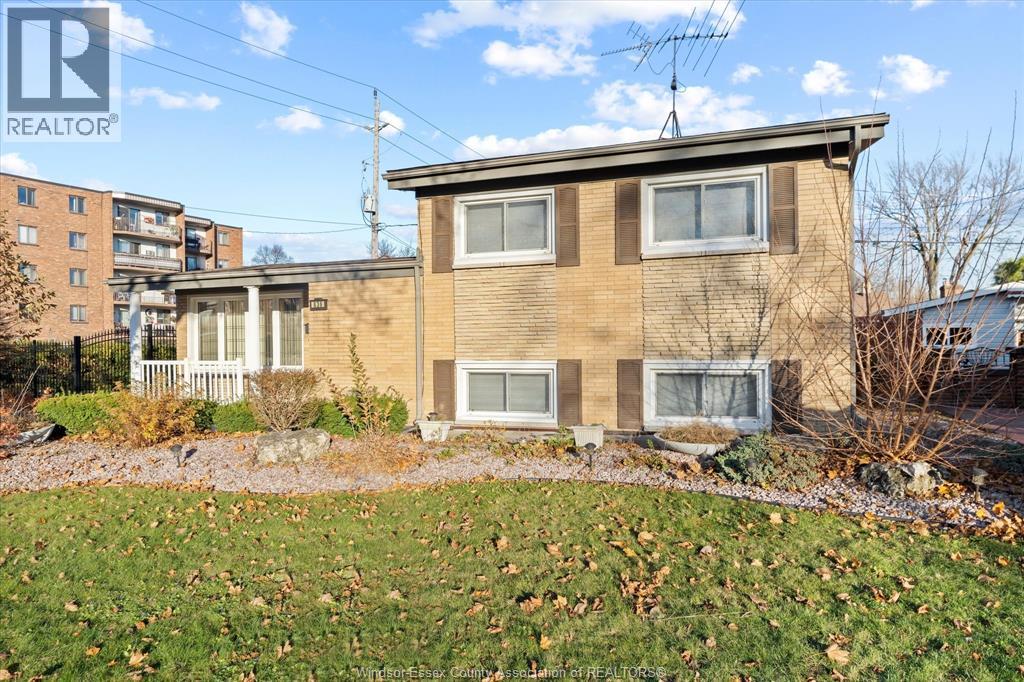 Photo 1 of 836 Greendale Drive, Windsor ON