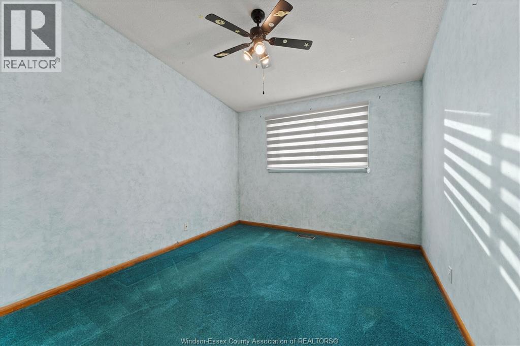 Photo 16 of 836 Greendale Drive, Windsor ON
