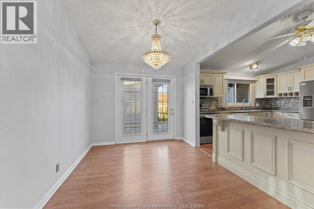 Photo 5 of 836 Greendale Drive, Windsor ON