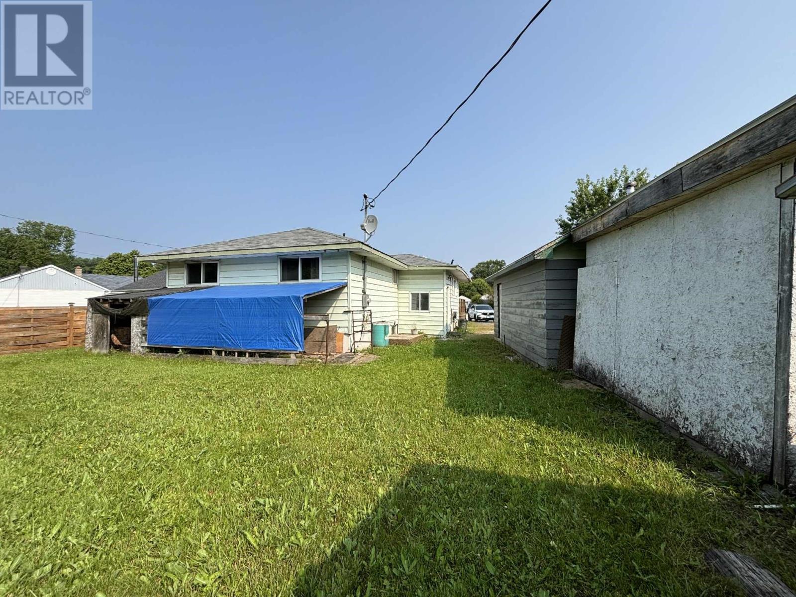 Photo 25 of 68 Neebig Ave, Manitouwadge ON