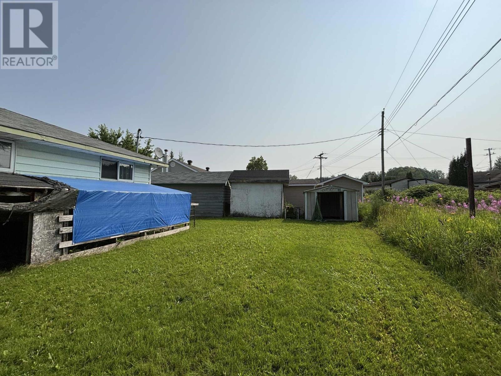Photo 32 of 68 Neebig Ave, Manitouwadge ON