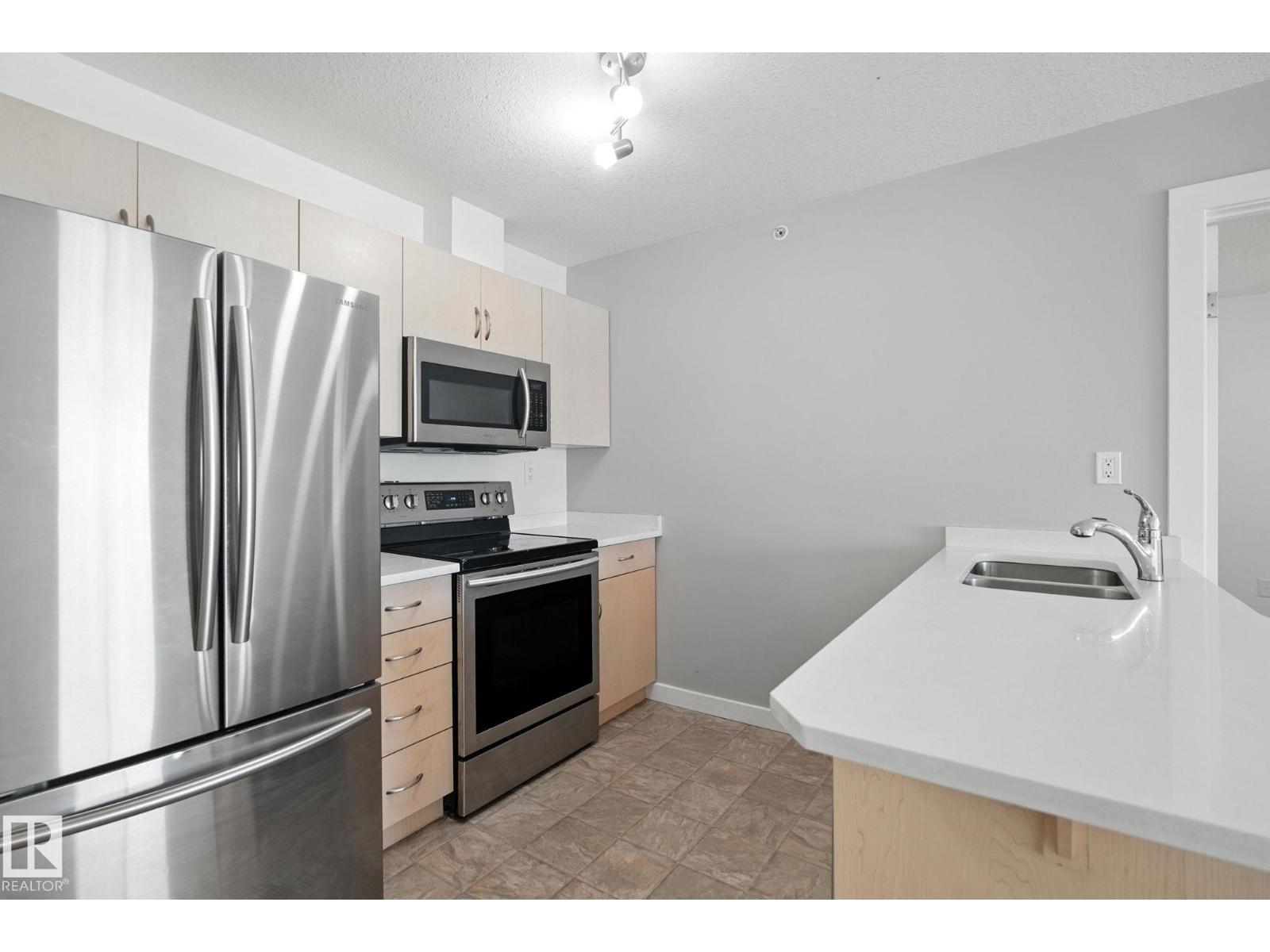 Photo 13 of 415 4310 33 St, Stony Plain AB