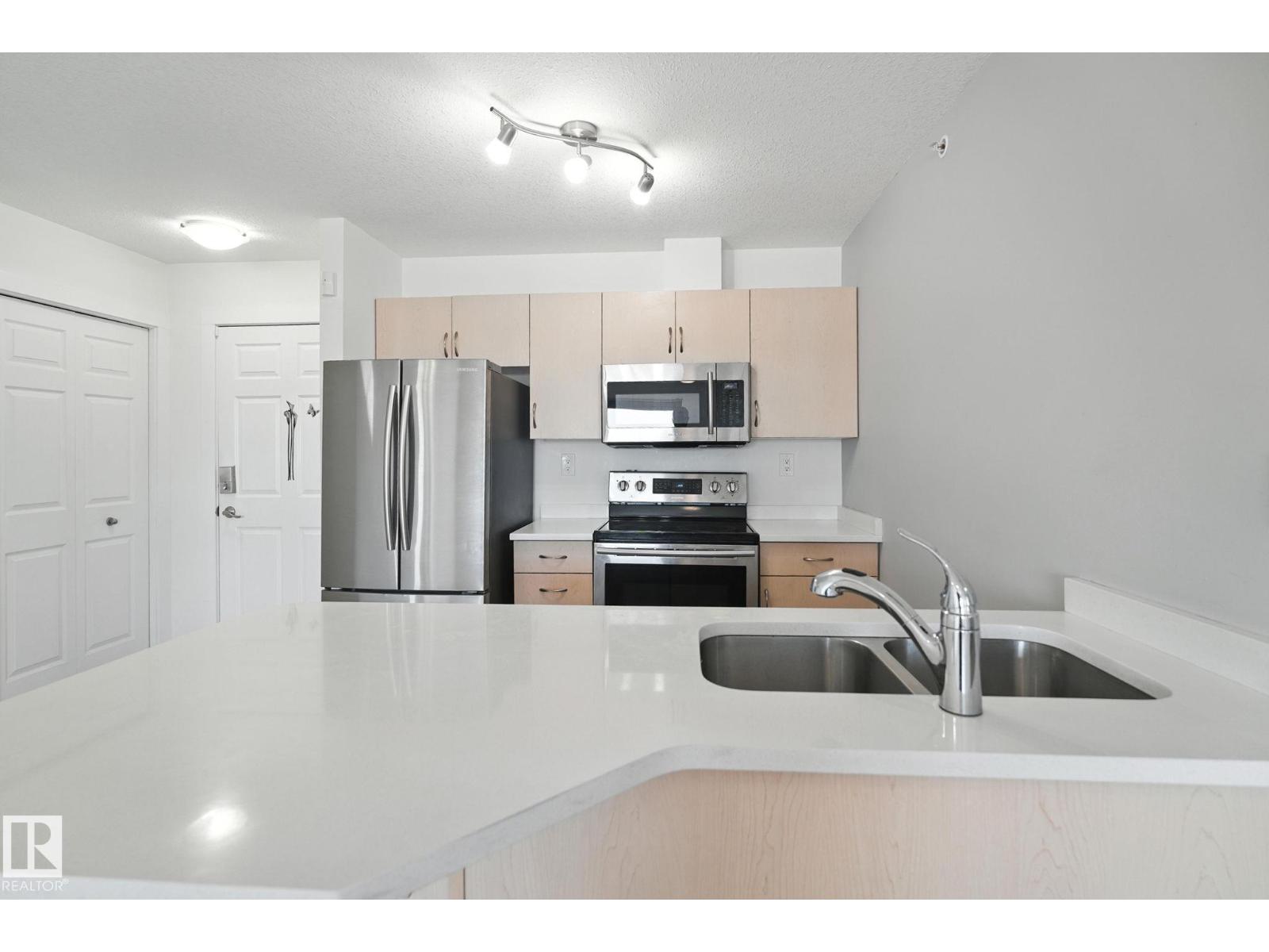 Photo 14 of 415 4310 33 St, Stony Plain AB