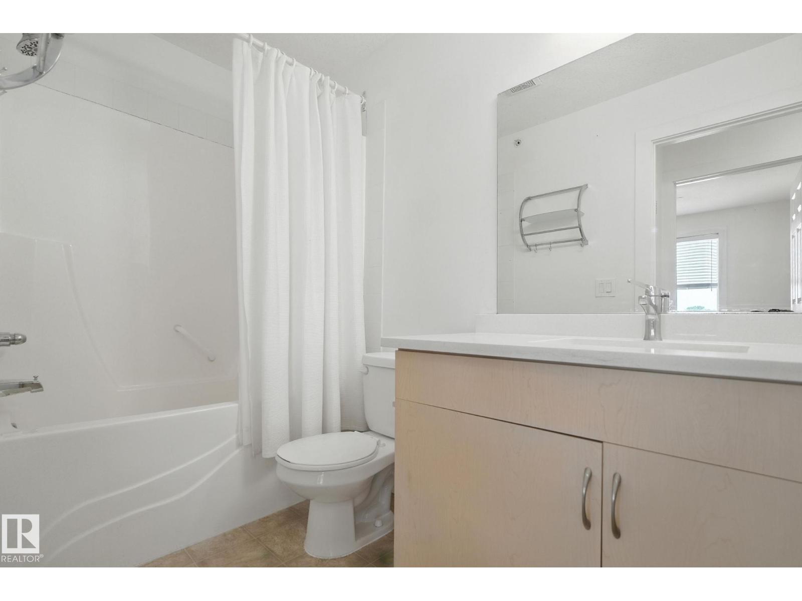 Photo 4 of 415 4310 33 St, Stony Plain AB