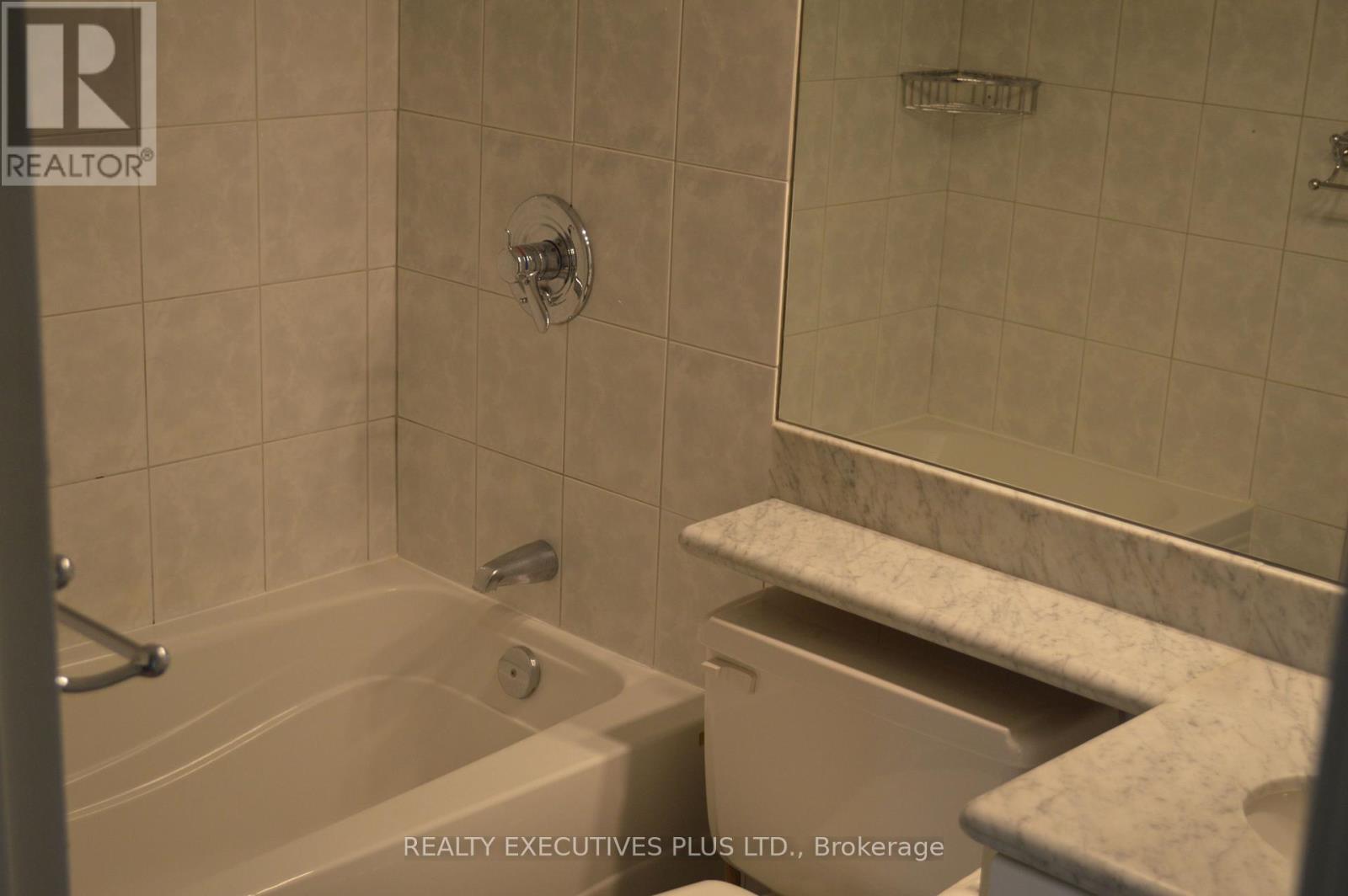 Photo 25 of 403 530 Laurier Avenue W, Ottawa ON