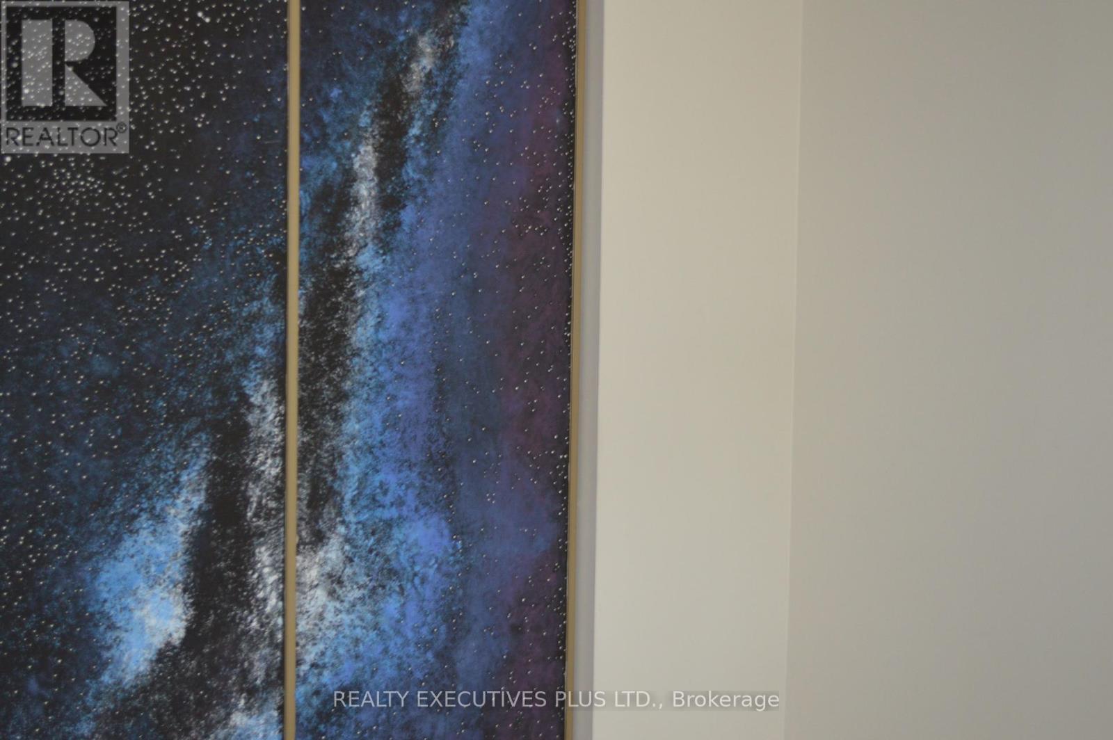 Photo 31 of 403 530 Laurier Avenue W, Ottawa ON
