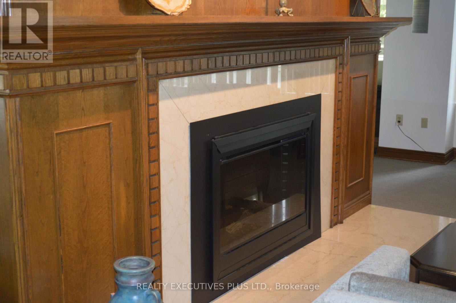 Photo 29 of 403 530 Laurier Avenue W, Ottawa ON
