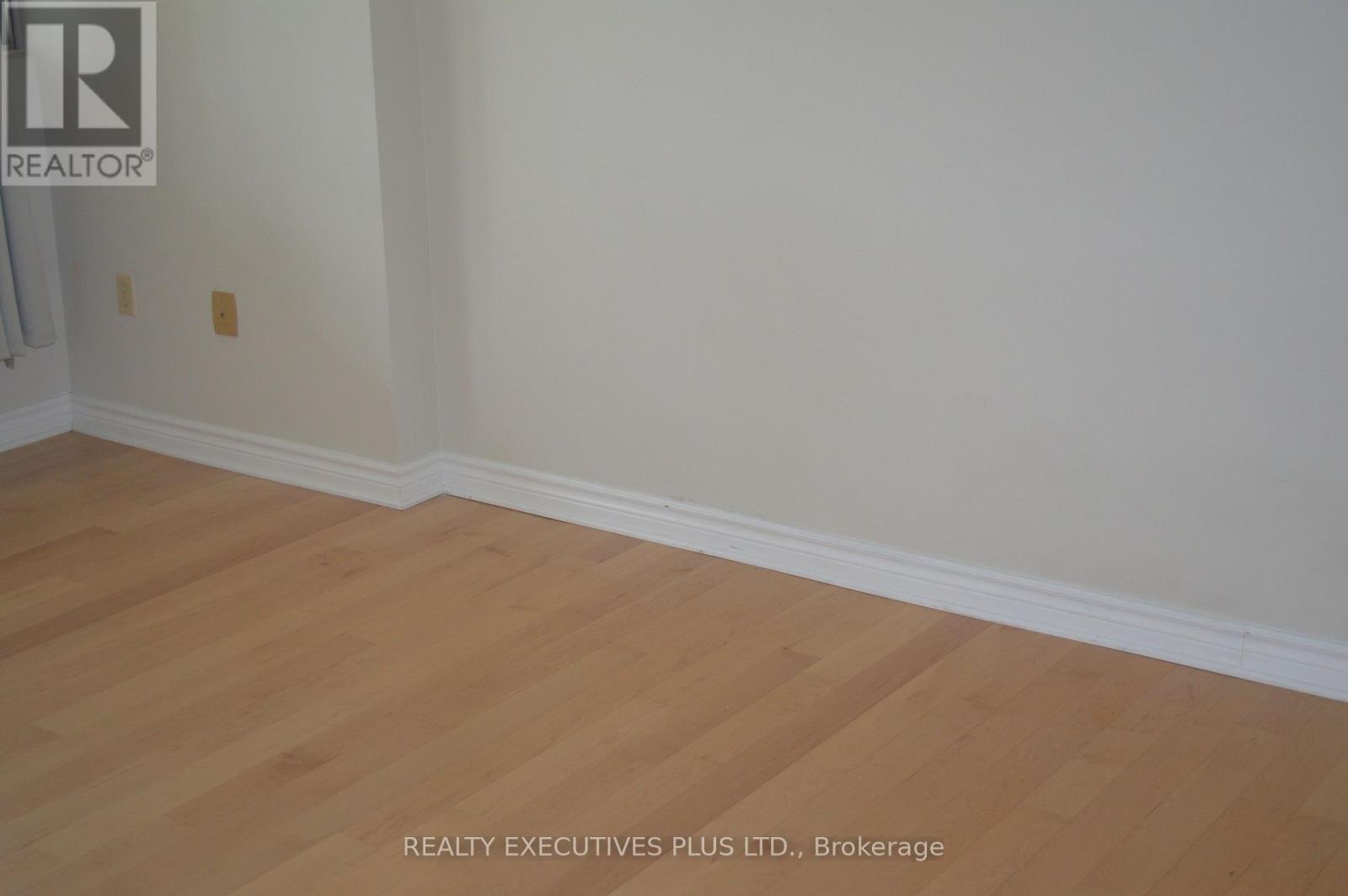 Photo 26 of 403 530 Laurier Avenue W, Ottawa ON