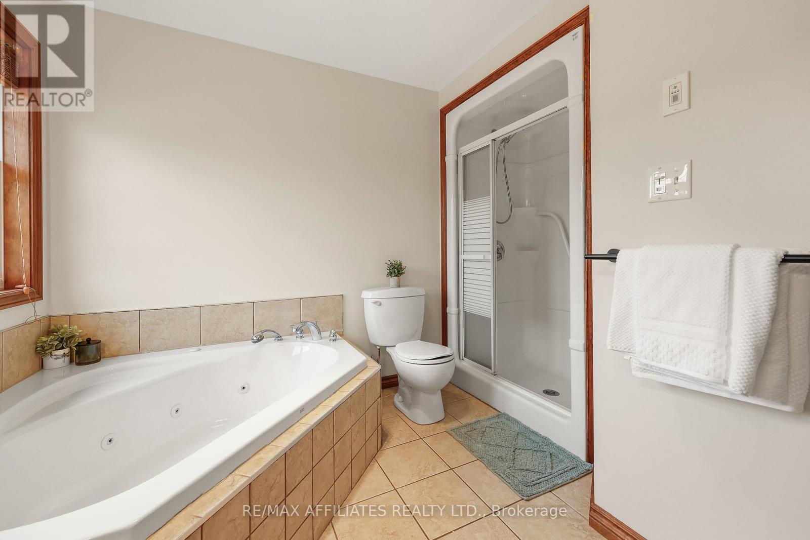 Photo 17 of 21 Leeland Drive, Rideau Lakes ON