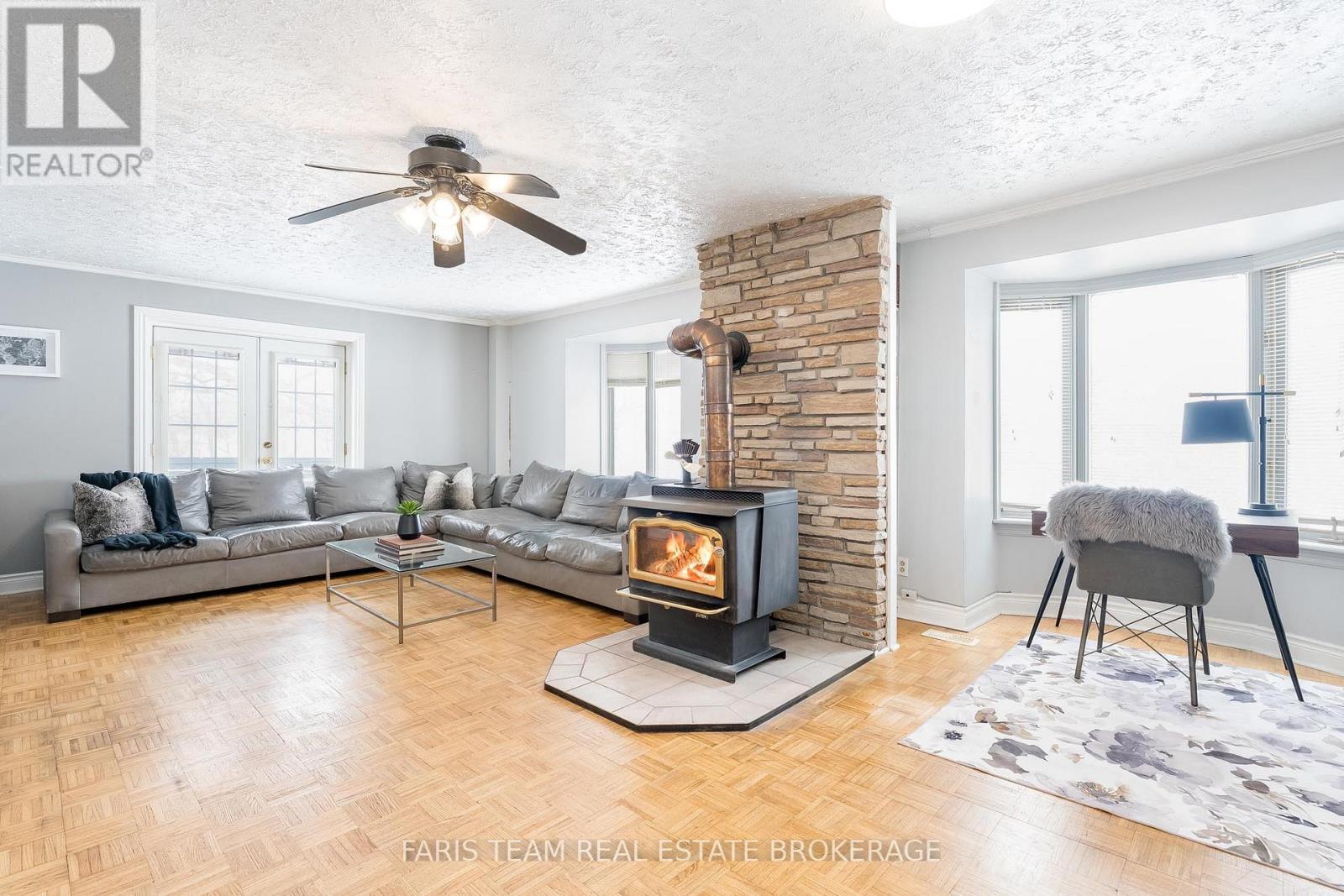 Photo 14 of 2351 20th Side Road, Innisfil ON