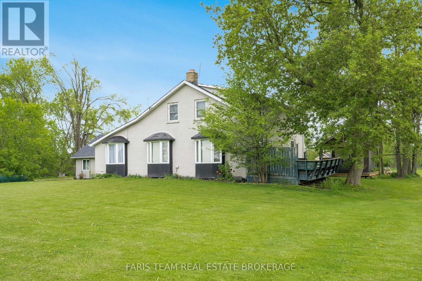 Photo 16 of 2351 20th Side Road, Innisfil ON