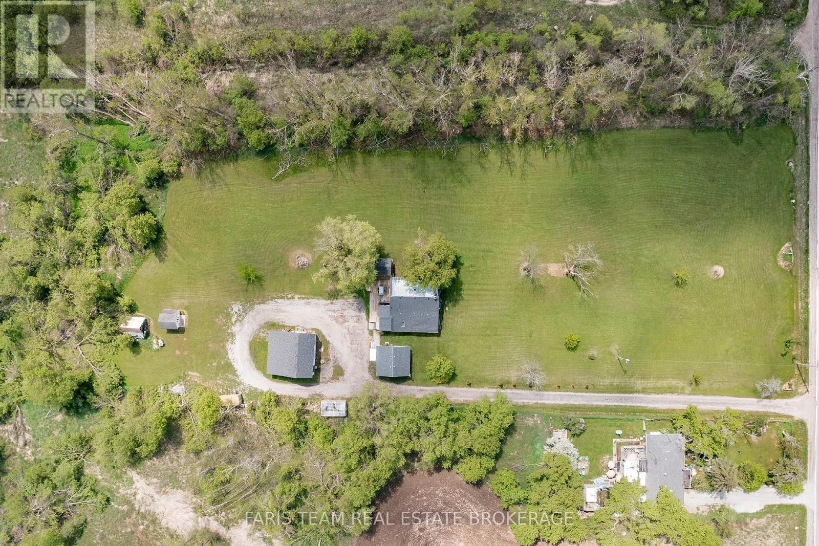Photo 30 of 2351 20th Side Road, Innisfil ON