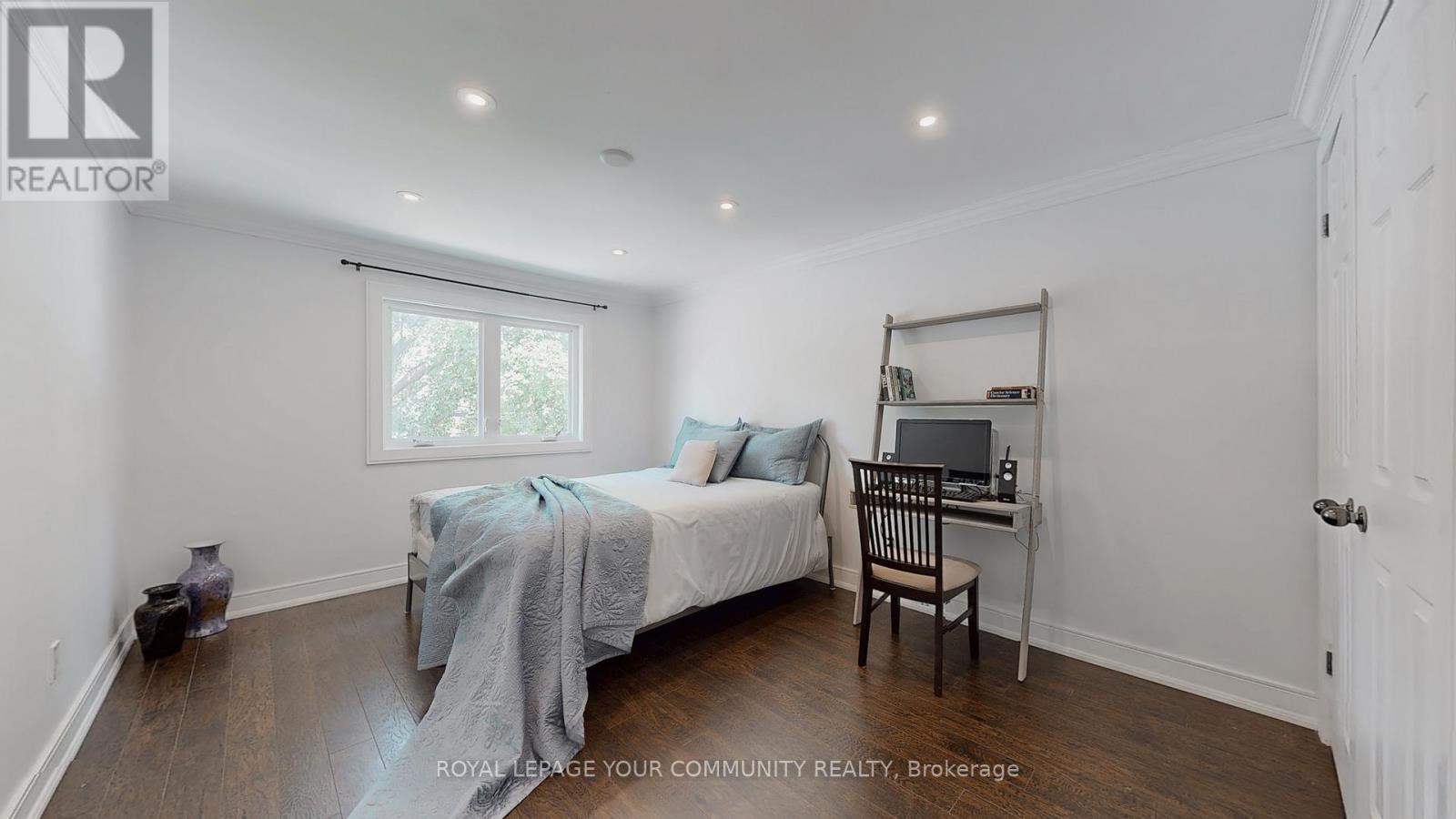Photo 21 of 57 Braeburn Drive, Markham ON