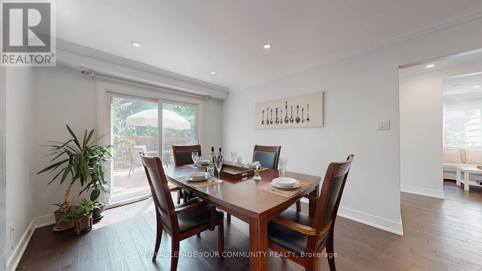 Photo 7 of 57 Braeburn Drive, Markham ON