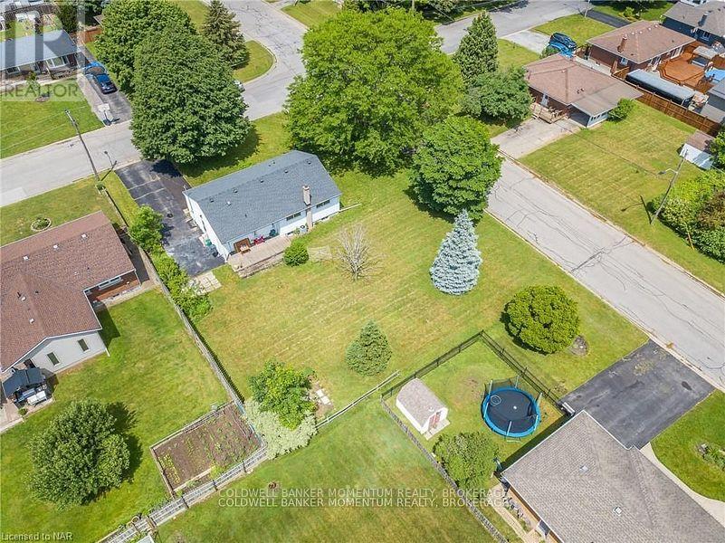 Photo 12 of 23 29 Dexter Drive, Welland ON