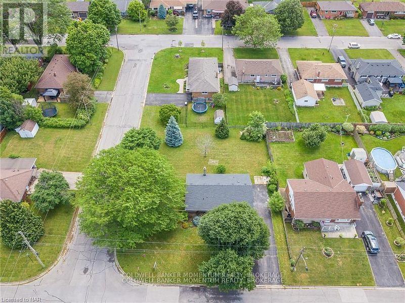 Photo 11 of 23 29 Dexter Drive, Welland ON