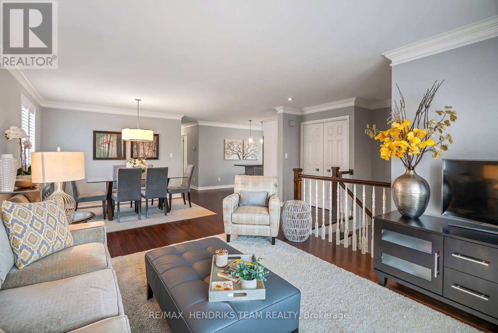 Photo 6 of 198 First Street Louth, St Catharines ON