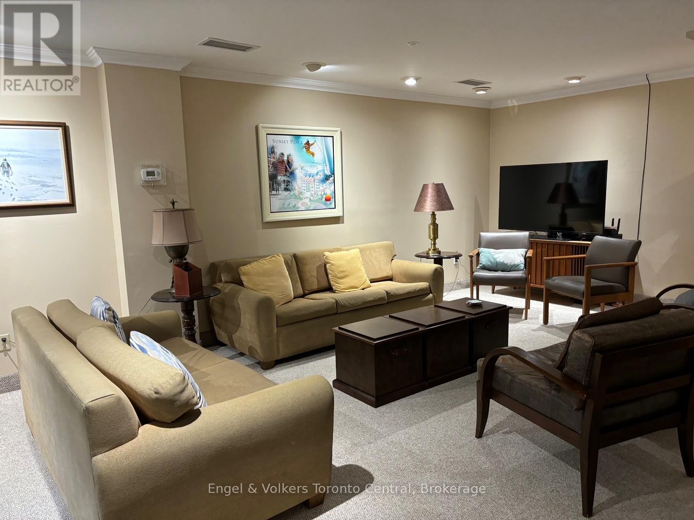 Photo 12 of 102 16 Raglan Street, Collingwood ON