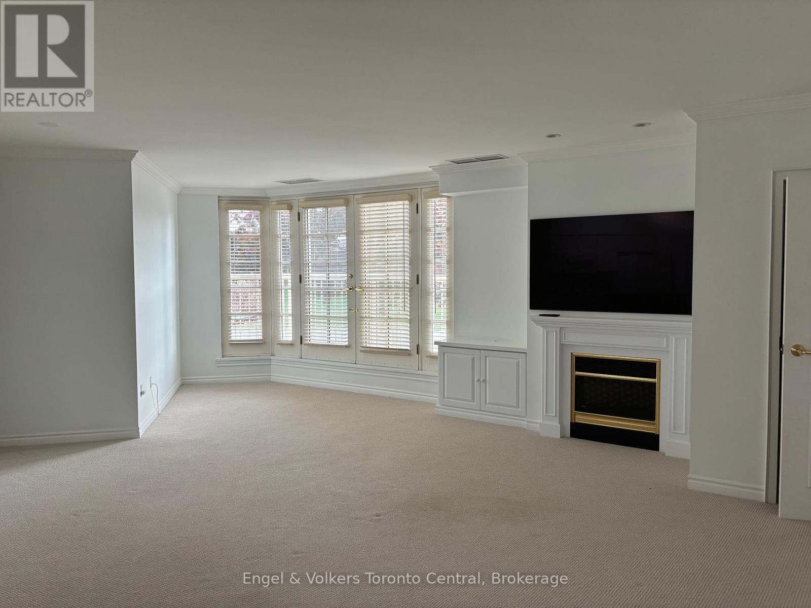 Photo 18 of 102 16 Raglan Street, Collingwood ON
