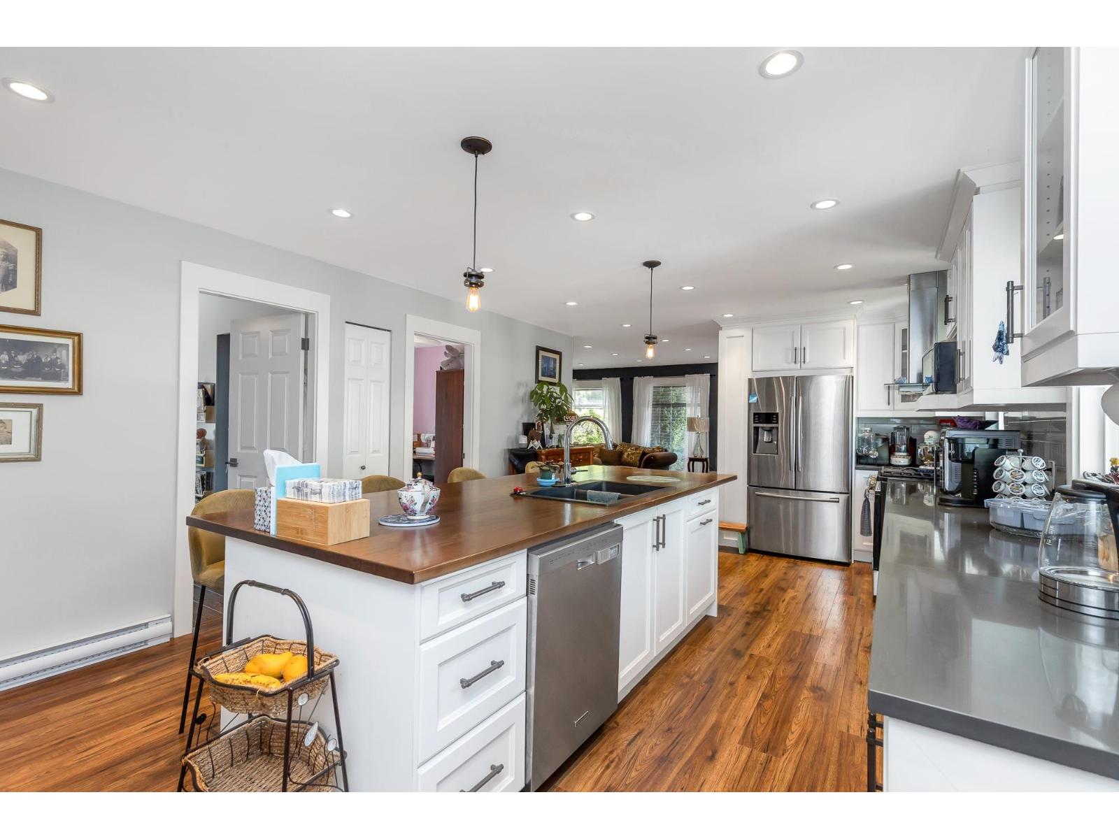 Photo 5 of 5262 209 Street, Langley BC