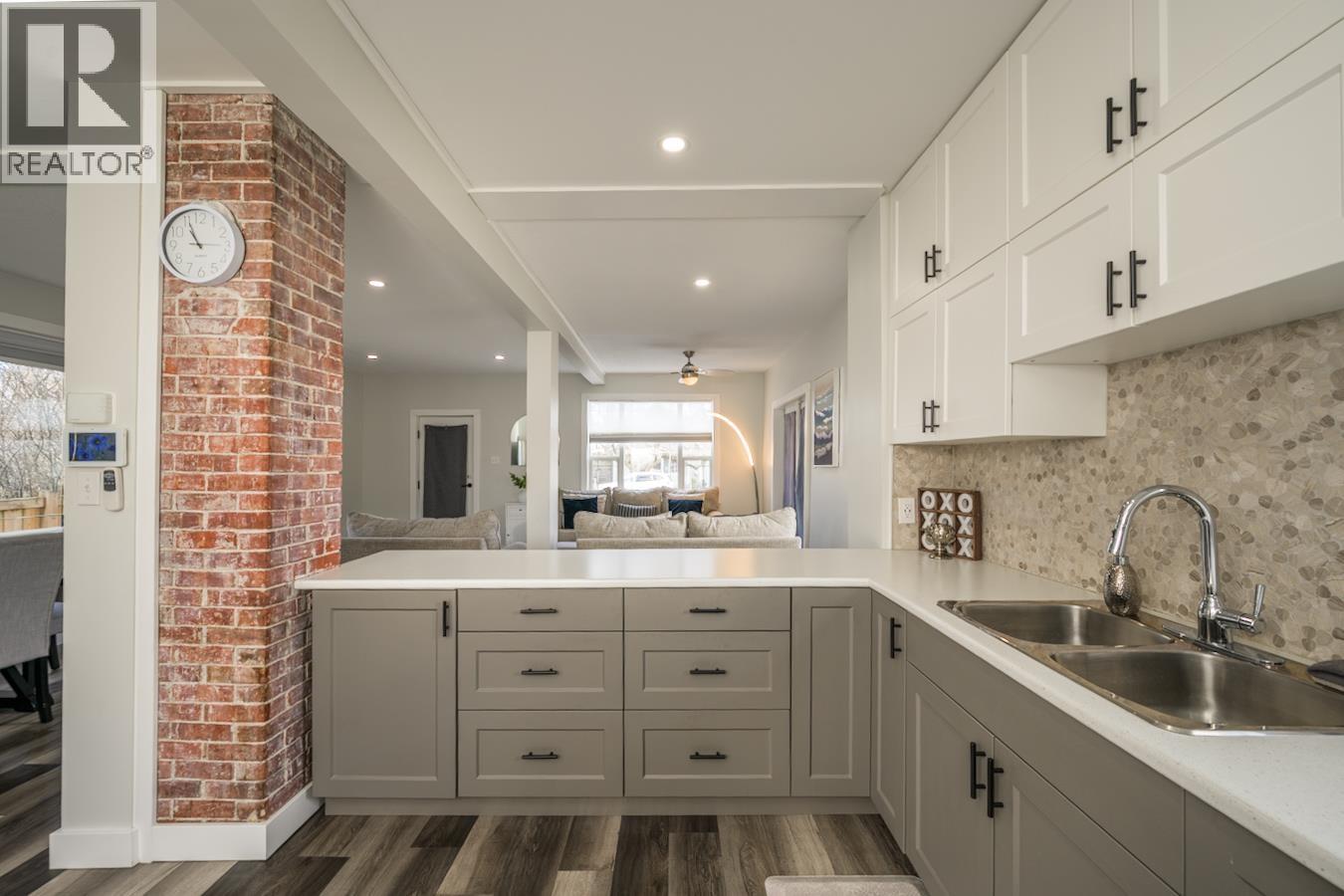 1675 5TH AVENUE, Prince George