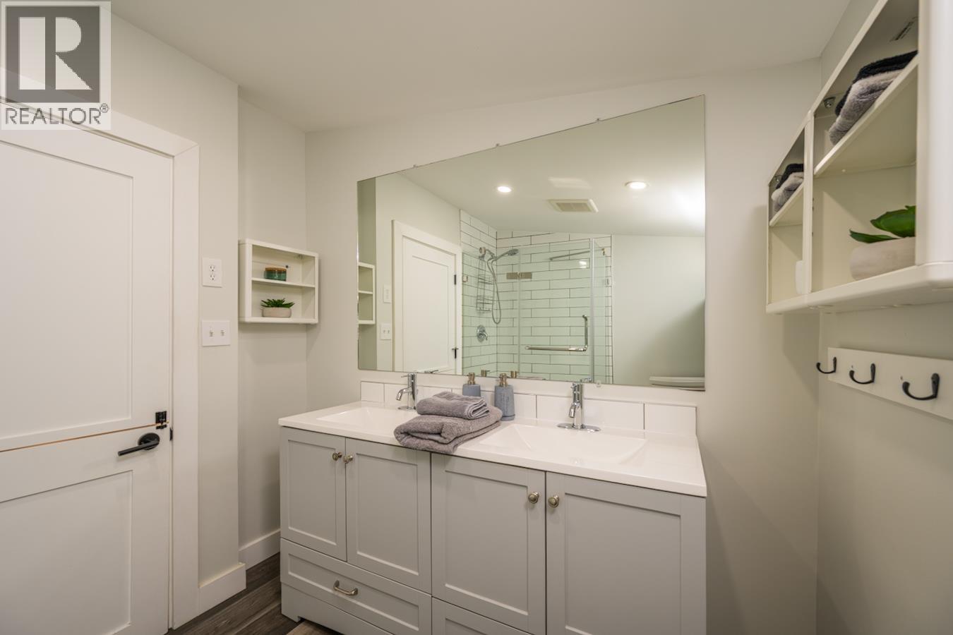 1675 5TH AVENUE, Prince George