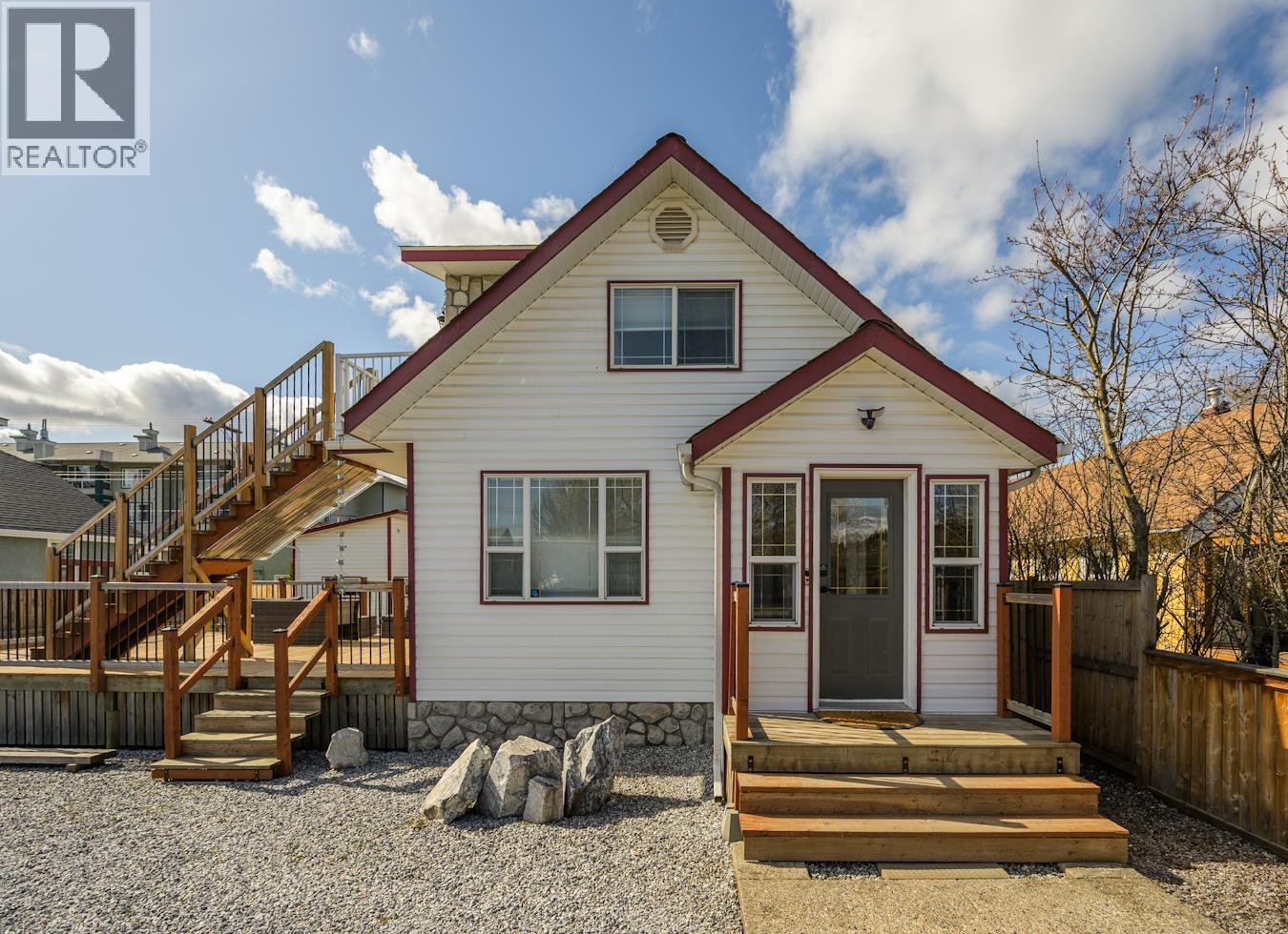 1675 5TH AVENUE, Prince George