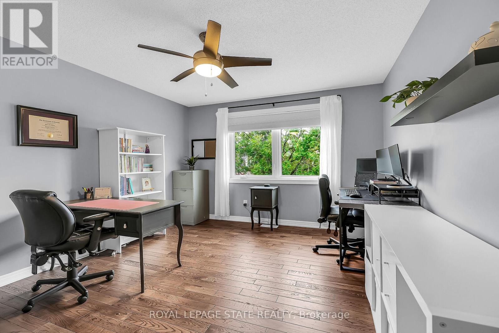 Photo 36 of 2371 Pathfinder Drive, Burlington ON