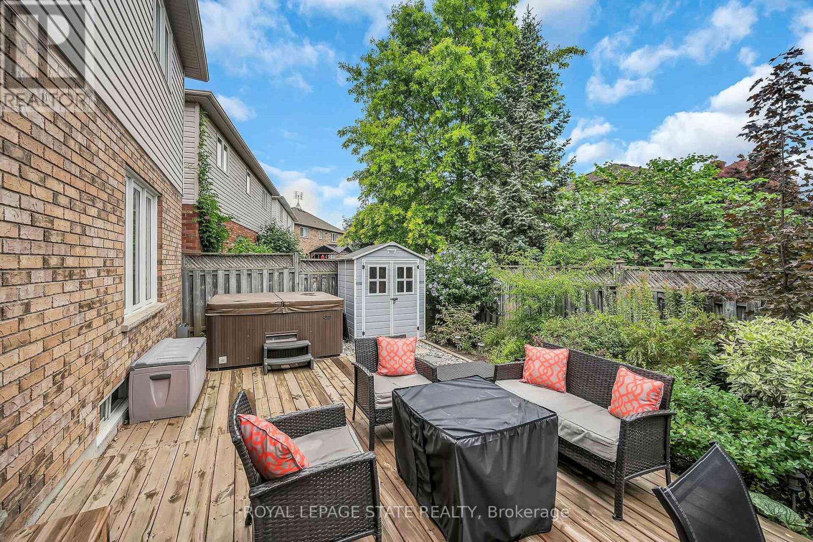 Photo 49 of 2371 Pathfinder Drive, Burlington ON