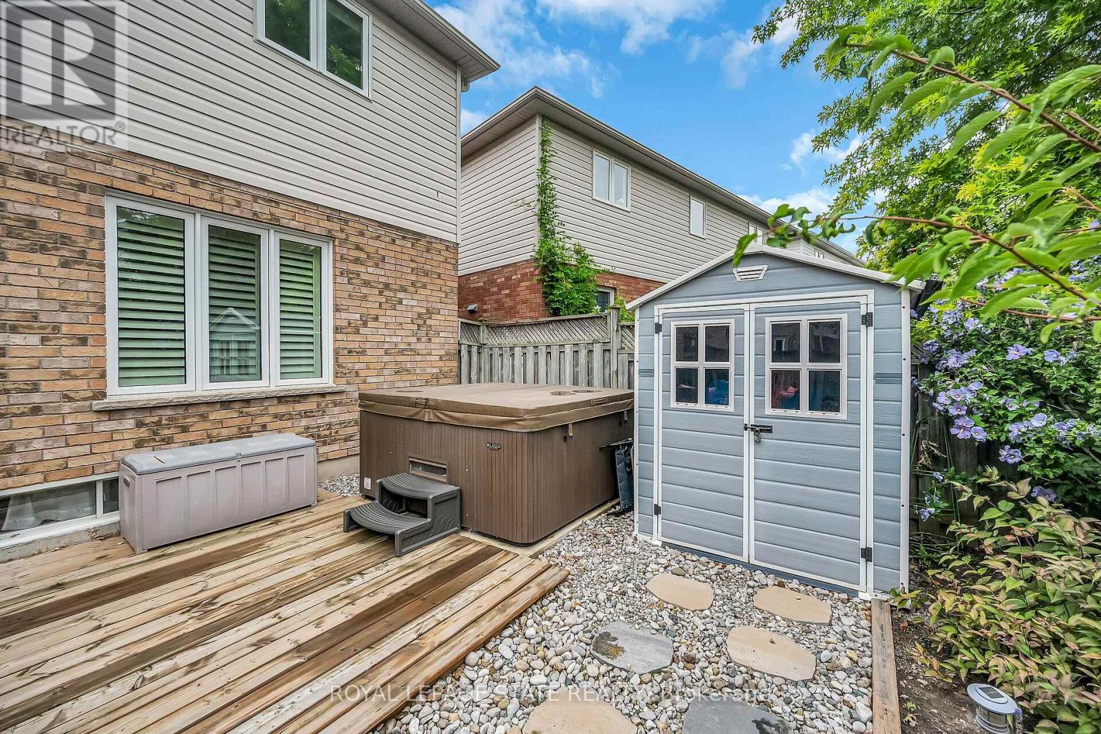 Photo 50 of 2371 Pathfinder Drive, Burlington ON