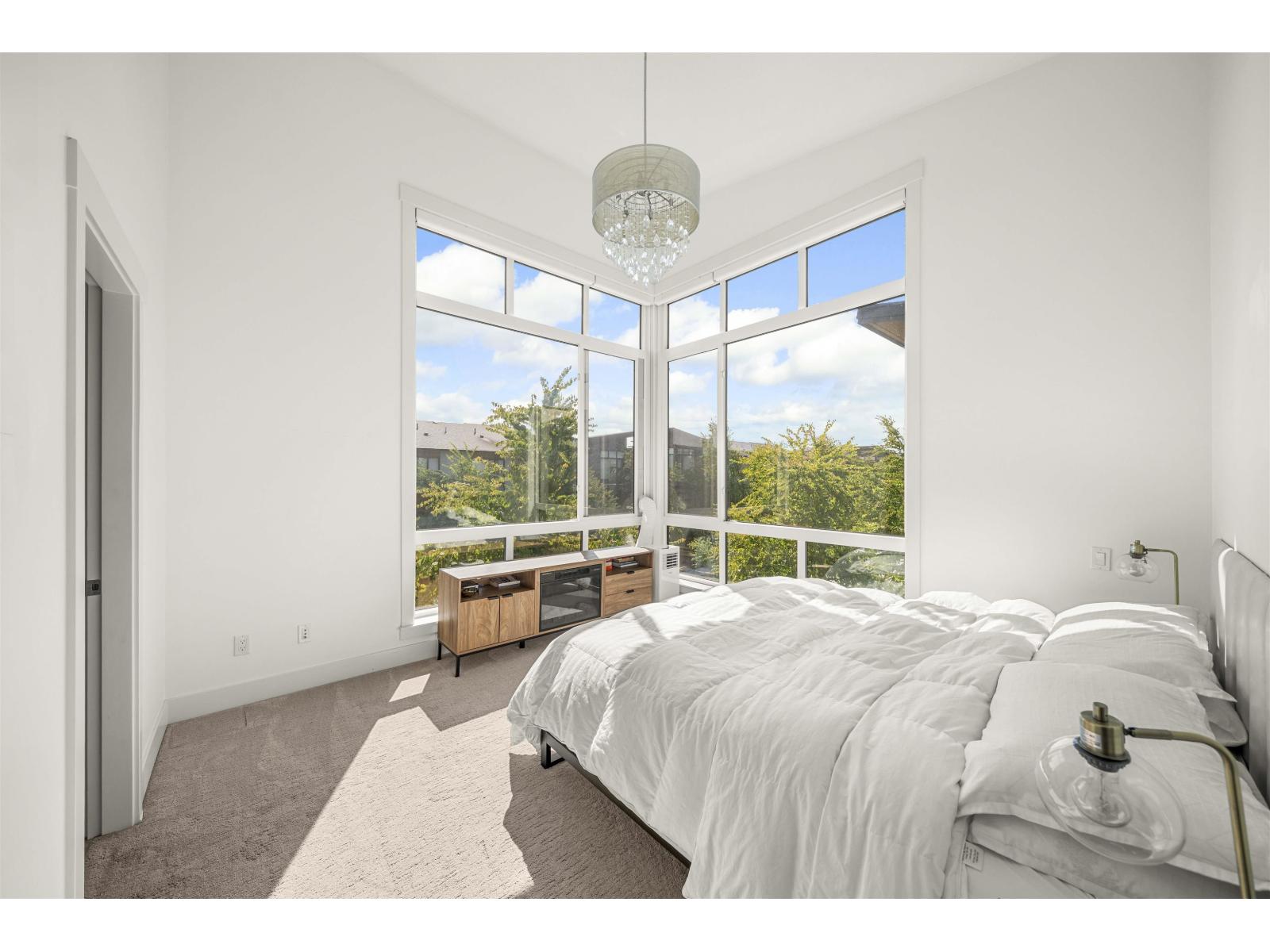Photo 15 of 187 16488 64 Avenue, Surrey BC