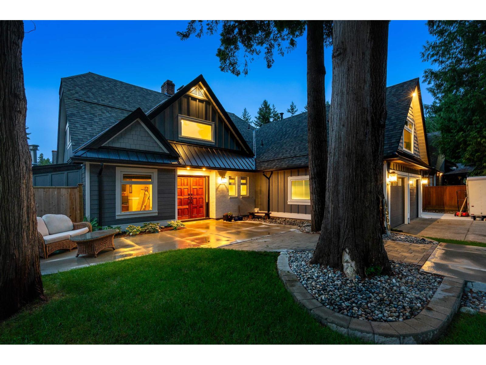 Photo 11 of 4560 196 A Street, Langley BC