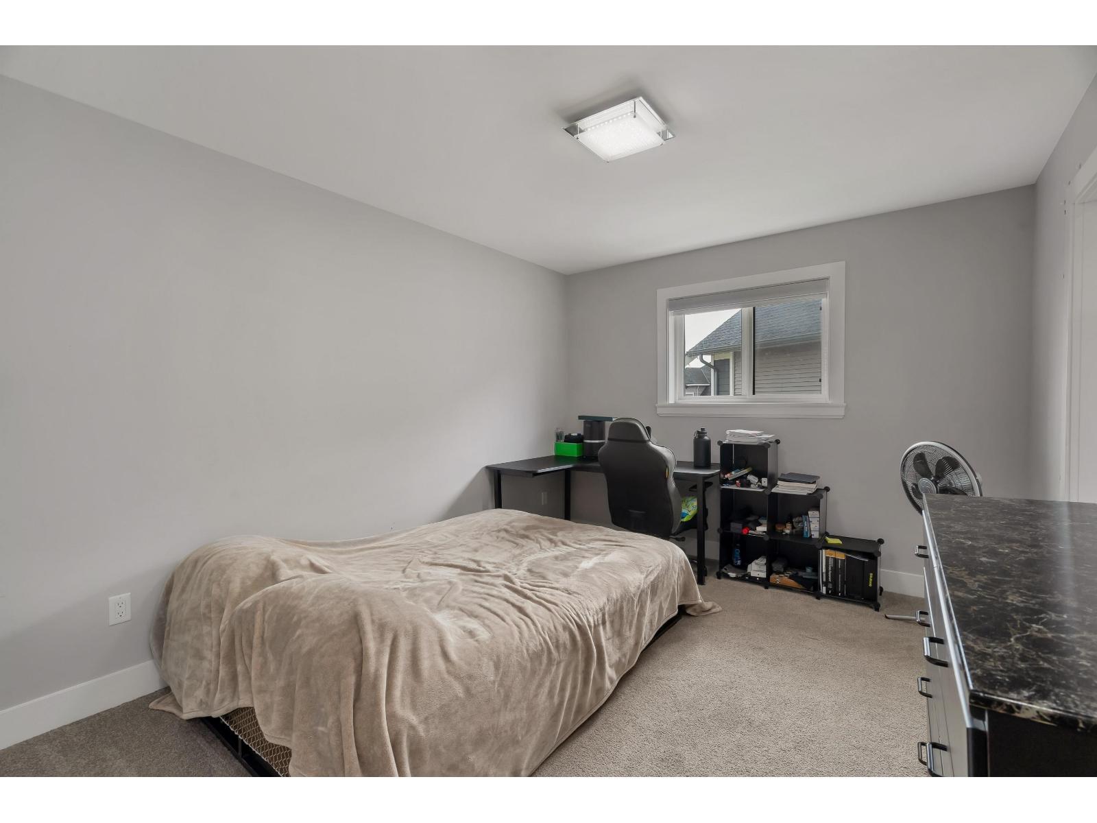 Photo 27 of 27687 Railcar Crescent, Abbotsford BC