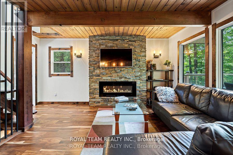 Photo 18 of 12 Hayhoe Road, Seguin ON